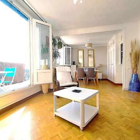 Charmant Appartement Lumineux - Dernier Etage Avec Balcon - Proche Centre-Ville Nantes Buitenkant foto