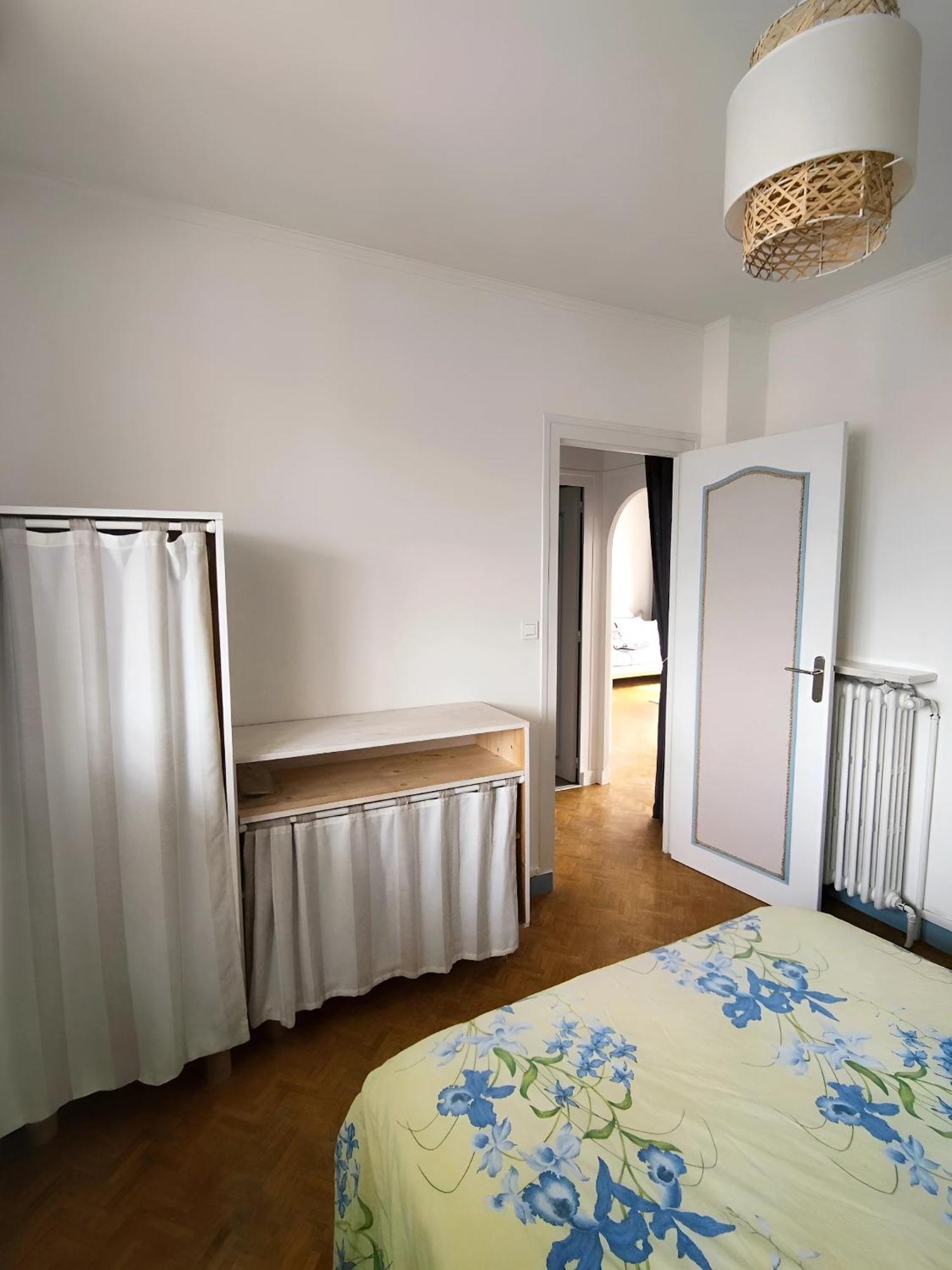 Charmant Appartement Lumineux - Dernier Etage Avec Balcon - Proche Centre-Ville Nantes Buitenkant foto